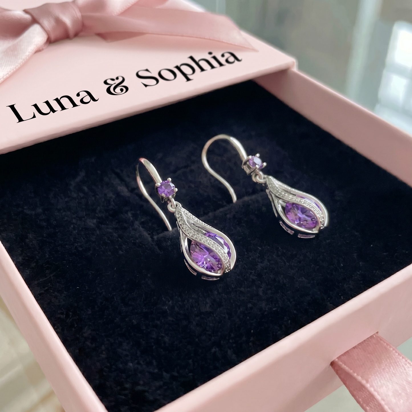 Calithra Lumen Twist Earrings | White Gold