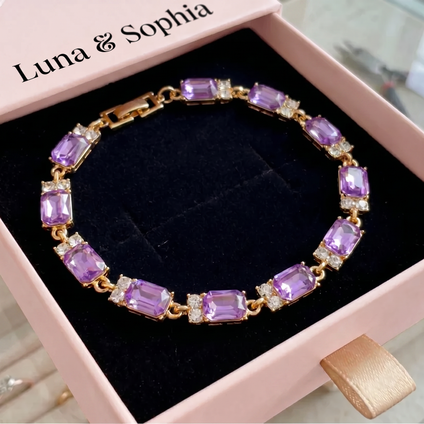 Valleria Amethyst Charm Bracelet | Gold