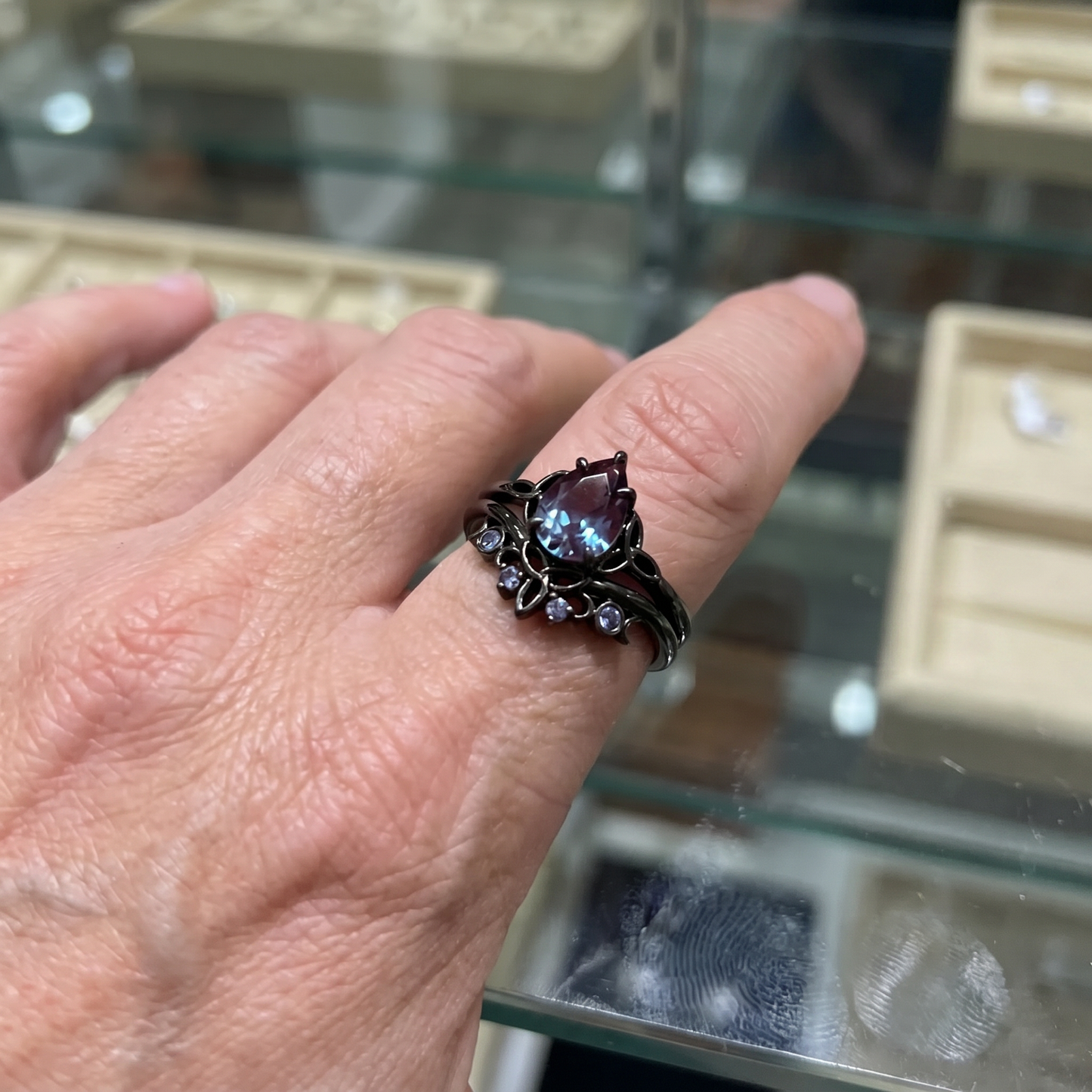 Amethyst Layers Ring | White Gold
