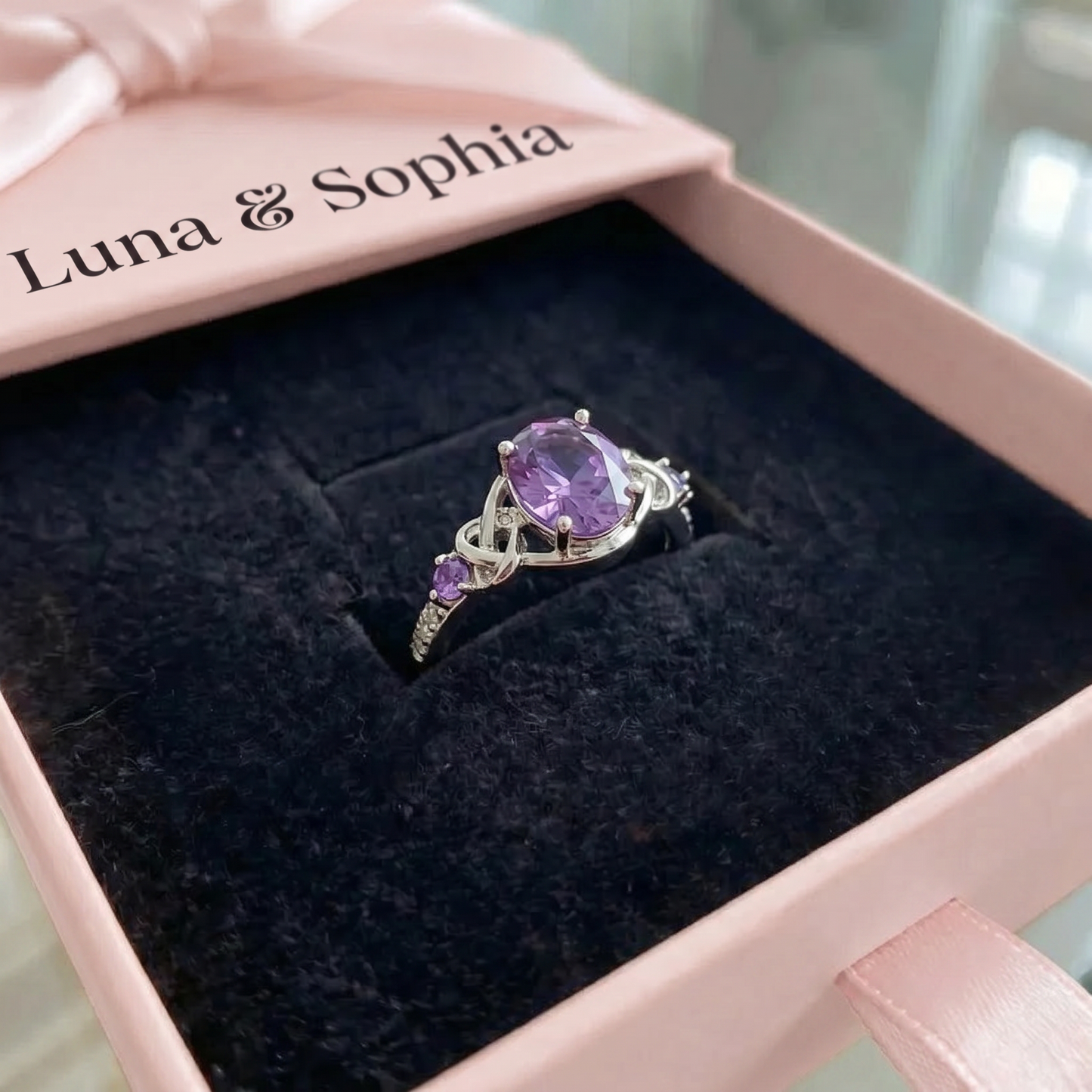 Amethyst Knot Ring | White Gold