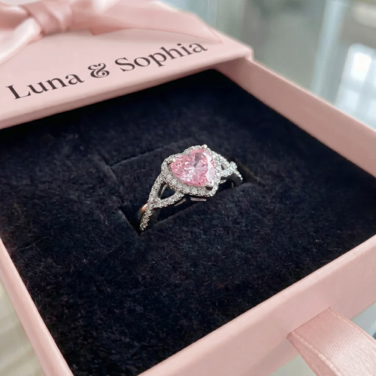 Amour Twist Halo Ring | White Gold